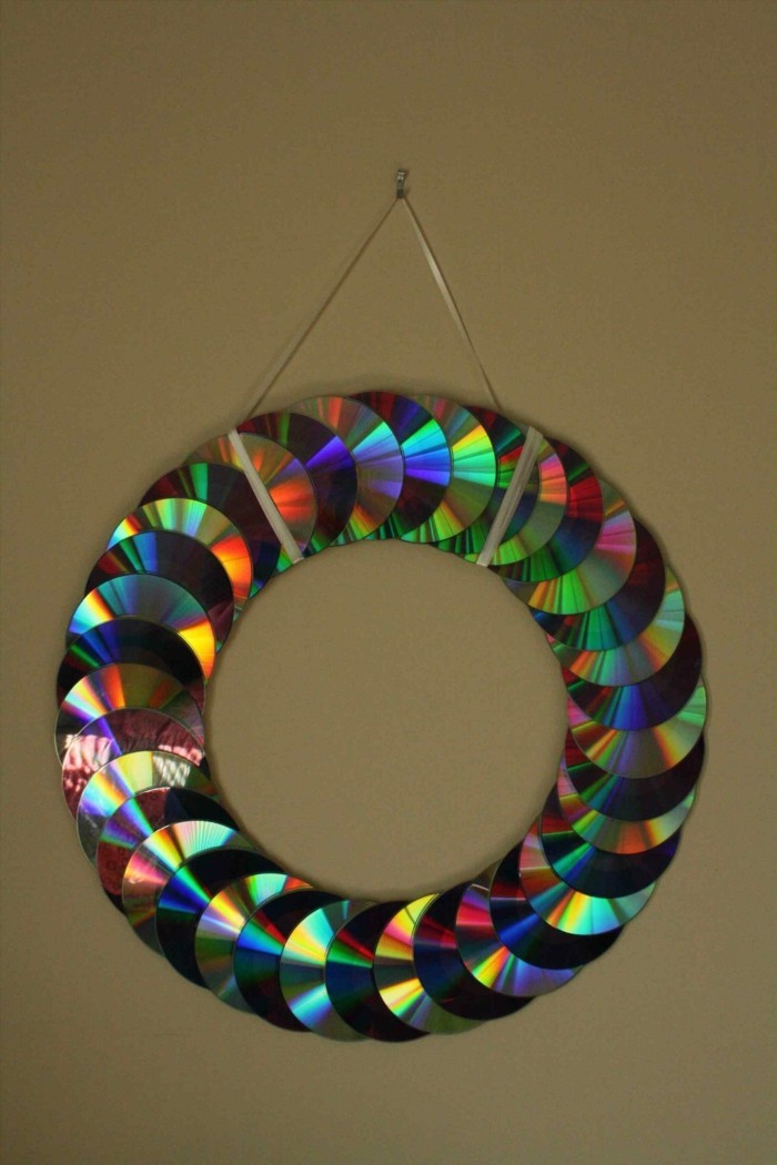 recycling bastelin mit cds upcycling ideen wand deko ideen leinwand selber machen basteln mit garn deko