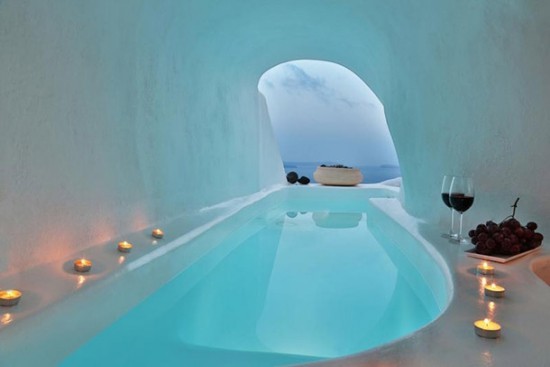 Höhlen in Hotels umgewandelt Lava Cave Santorini Griechenland