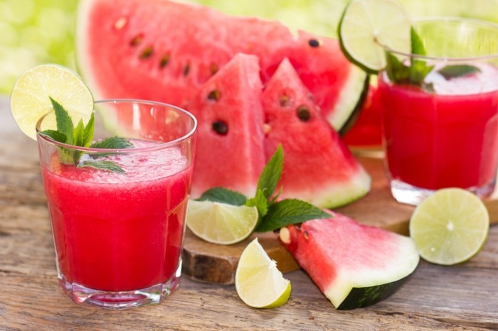 natuerliche heilmittel wassermelone gesund gausmittel gegen kopfschmerzen limette