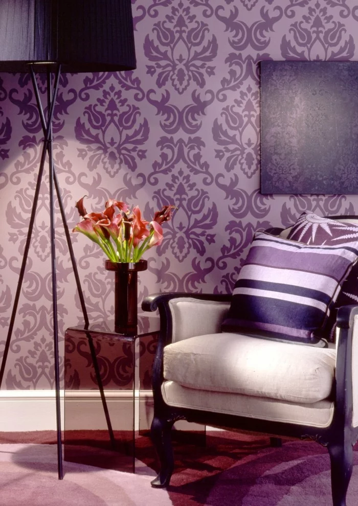 wohnzimmer einrichtungsideen farbe flieder bohemian style