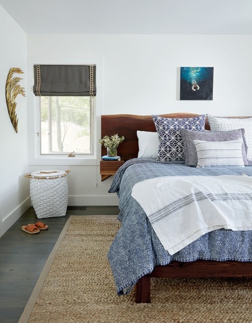 Blau-Weiß ist das klassische Farbduo für Ihr sommerliches Interieur