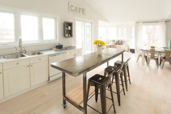 Kanadische Traumhäuser Küche Esszimmer Wohnzimmer im großen Wohnbereich sehr ansprechend einladend