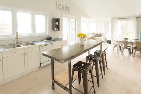 Kanadische Traumhäuser Küche Esszimmer Wohnzimmer im großen Wohnbereich sehr ansprechend einladend