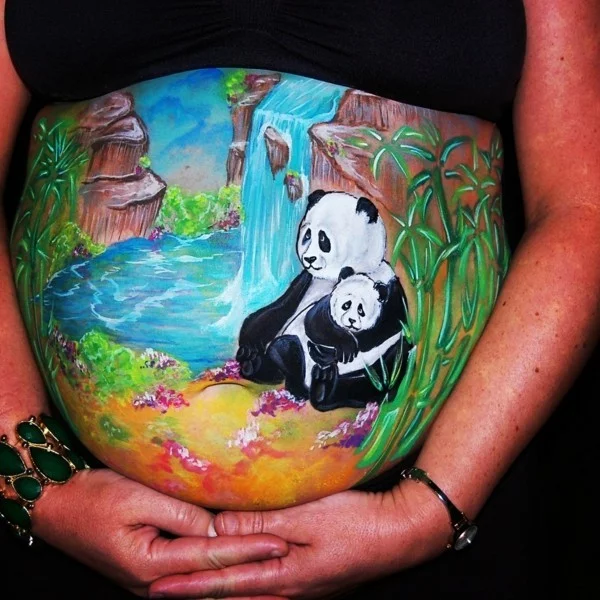 babybauch bemalen fotoshooting ideen pandafamilie