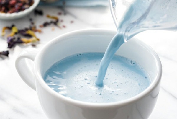 natürliche schlafmittel blaue moon milk