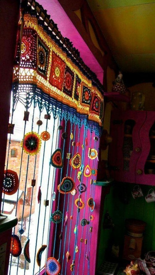 Accessoires in Ethno-Stil in der Raumgestaltung Indian Summer