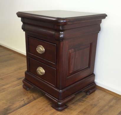 DIY Nachttisch-Ideen mit originellem Vintage Design und praktischem