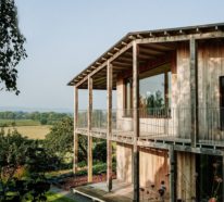 Innovatives Traumhaus im internationalen ländlichen Stil für einen puren Naturgenuss