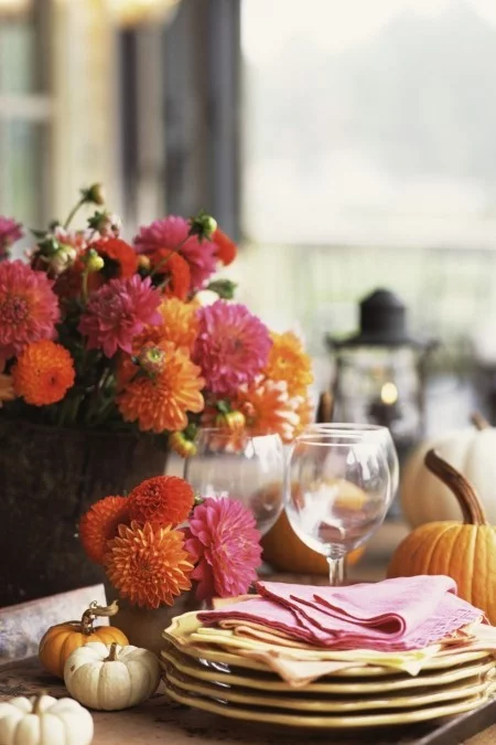 Tischdeko im Herbst Chrysanthemen