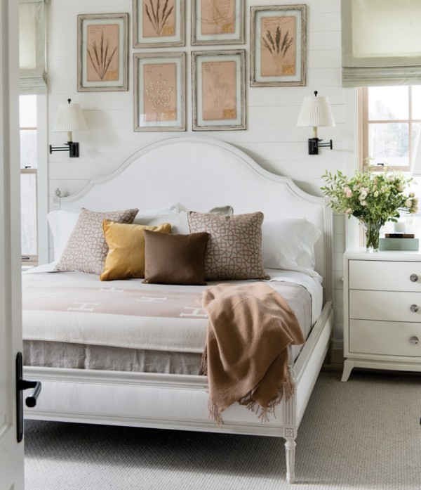 Trendfarben 2018  weißes Schlafzimmer aufpeppen Brauntöne warmes Gold beruhigendes Beige