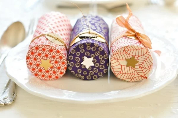 geschenkboxe mit klopapierrollen ausgefallene weihnachtsdeko selber machen