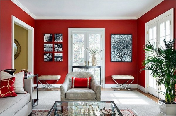 rote dekokissen und wände farben wohnzimmer