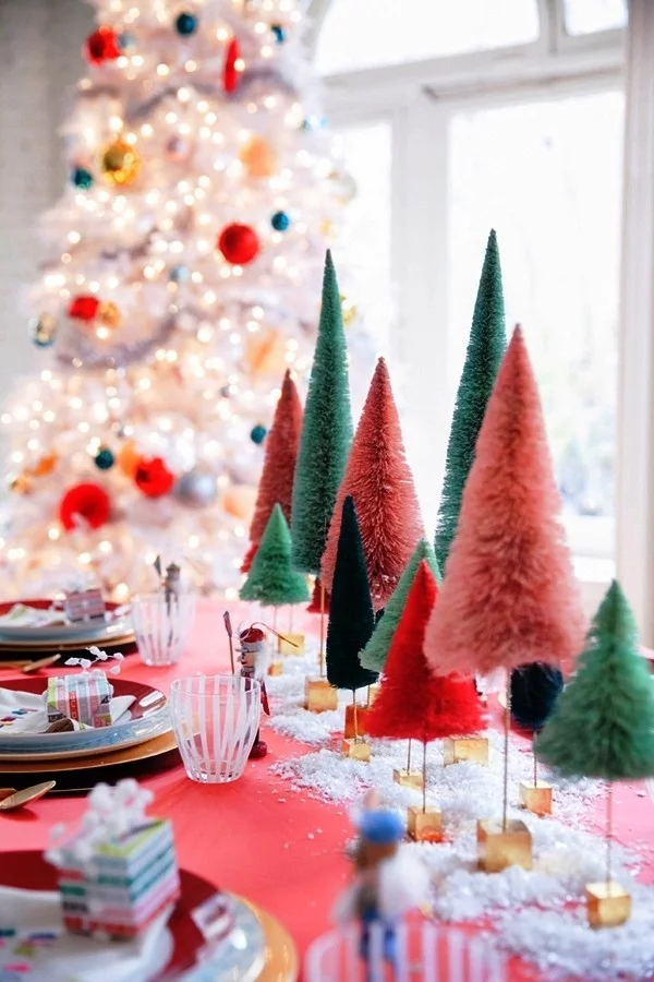 weihnachtliche Tischdeko drei farben