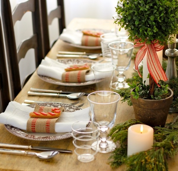 weihnachtliche Tischdeko grün