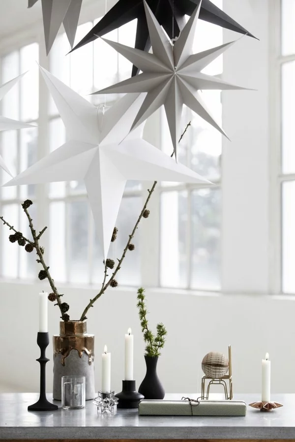 weihnachtssterne papier zapfen tischdeko winter puristisch