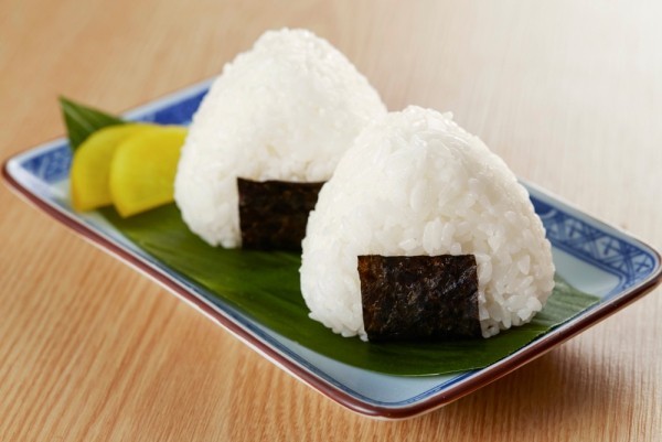 Japanisches Essen japanische Reisbälle lecker und gesund