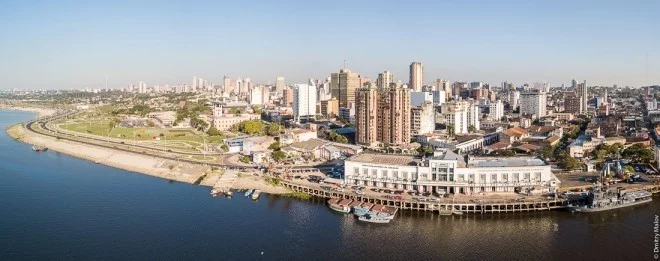 Reiseziele 2019 Panoramablick auf die Hauptstadt von Paraguay Asuncion, aufgenommen von dem Lateinamerikanischen Viertel
