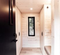 Draper Tiny House on Wheels – moderne Architektur von Land Ark RV