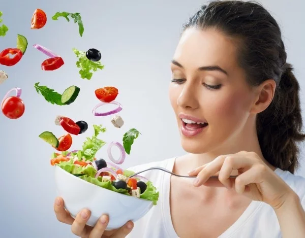 fliegender salat gesundes essen