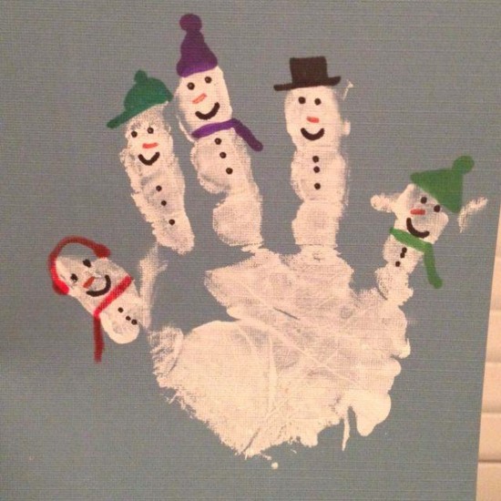 Weihnachtskarten basteln mit Kindern Handabdruck