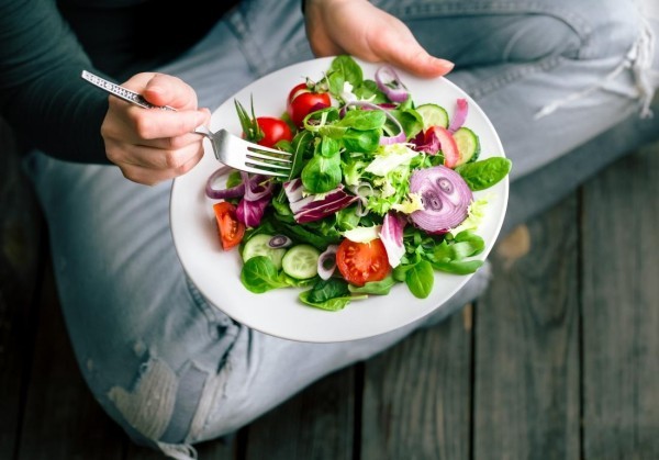 gesundes essen leckerer salat