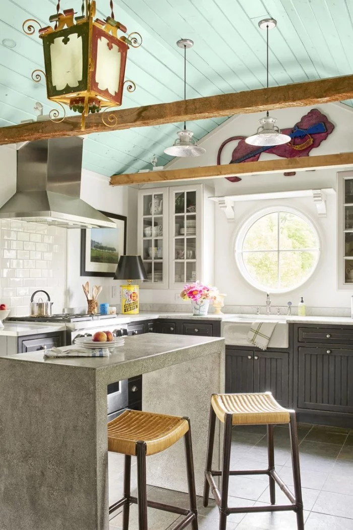 moderne Kücheninsel aus Beton rustikales Ambiente