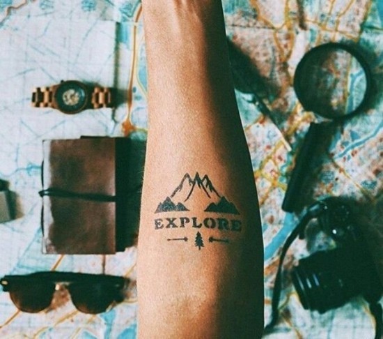 100 ausgefallene Wanderlust Tattoo Ideen für Abenteurer und Freigeister