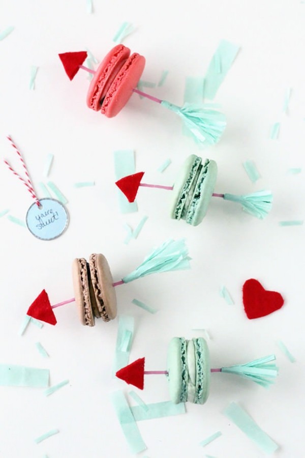 Bunt gefärbte Süßigkeiten Valentinstag