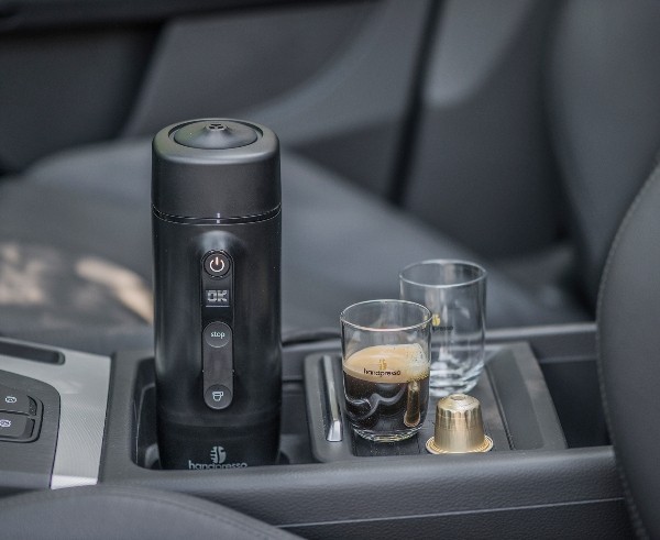 Die besten Auto Gadgets 2019, die für mehr Sicherheit und Komfort unterwegs sorgen handpresso kaffeemaschine fürs auto