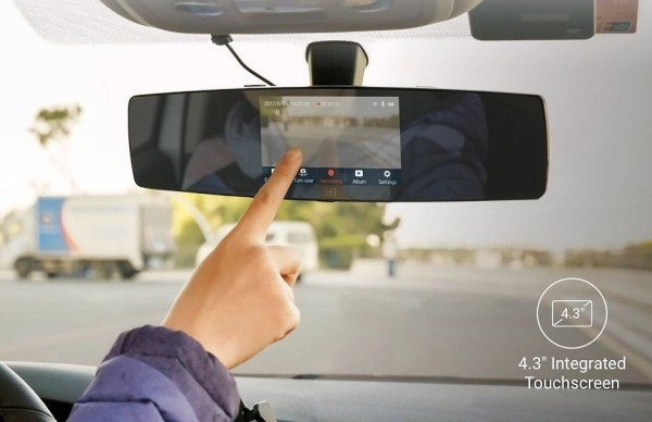 Die besten Auto Gadgets 2019, die für mehr Sicherheit und Komfort unterwegs sorgen yi mirror dash kamera