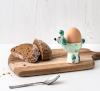 30 lustige Eierbecher-Ideen rechtzeitig für die Osterdeko – 2019