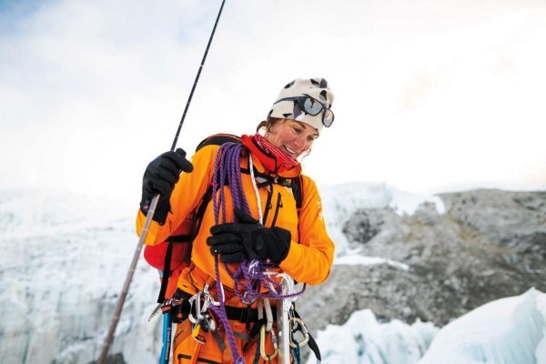 Futurelight – der weltweit fortschrittlichste Stoff von The North Face teamführerin mit orange jacke