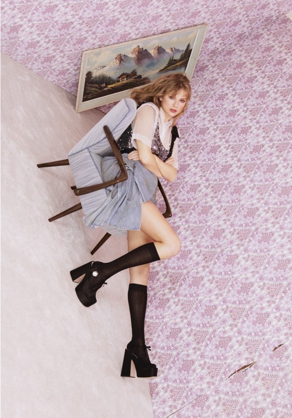 Taylor Swift erscheint auf der Titelseite von Elle UK mit einem persönlichen Essay über Popmusik elle uk abstrakte fotografie