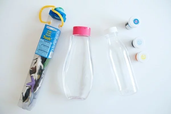 coole Kinderspielzeuge Sensorik Flaschen Unterwasserwelt nötige Materialien 