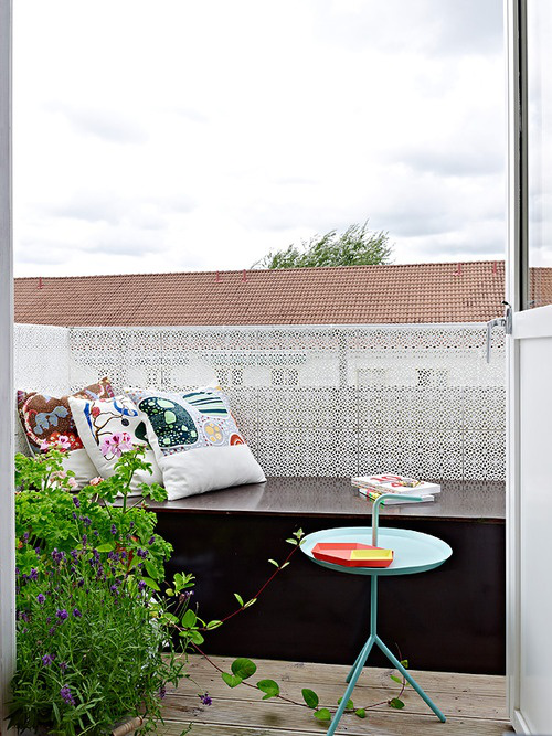 Balkon Ideen kleinen Balkon gestalten perfekte Relax-Zone gut geschützt