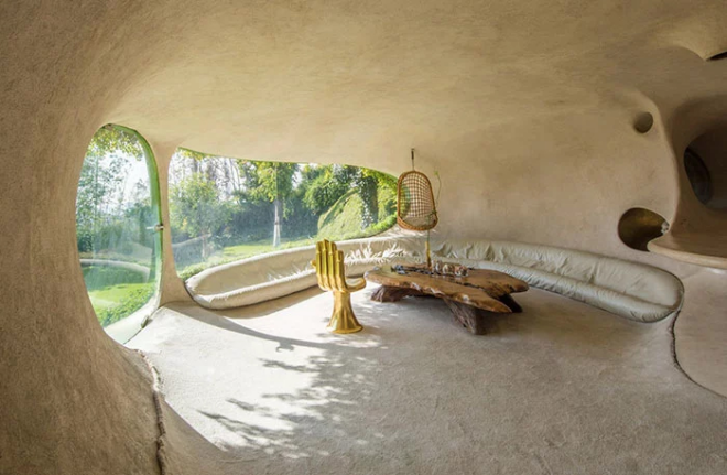 Hobbit House organische Architektur Komfort im Inneren