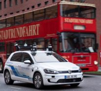 Volkswagen testet selbstfahrende Autos auf den Straßen von Hamburg