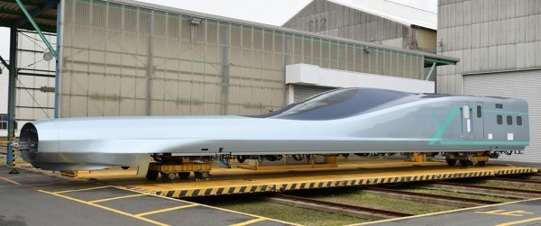 Japan testet Alfa-X, den schnellsten Hochgeschwindigkeitszug der Welt die nase des schnellsten zugs der welt