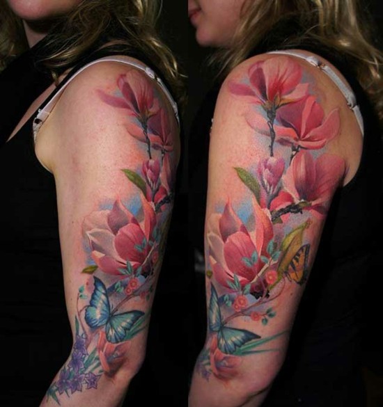 bunte floral sleeve tattoo ideen für frauen
