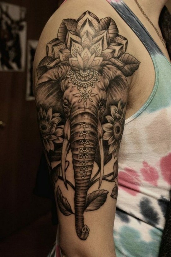 sleeve tattoo ideen für frauen mit elefanten und lotus