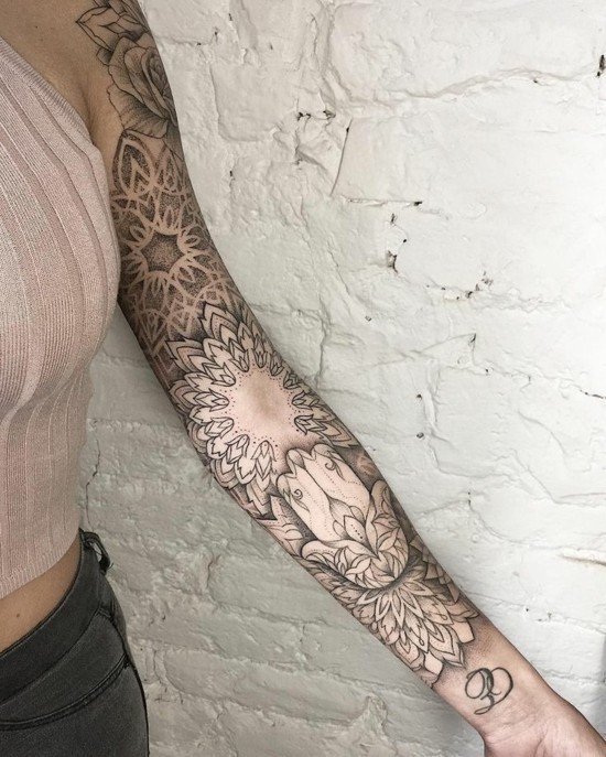 Tattoo damen arm
