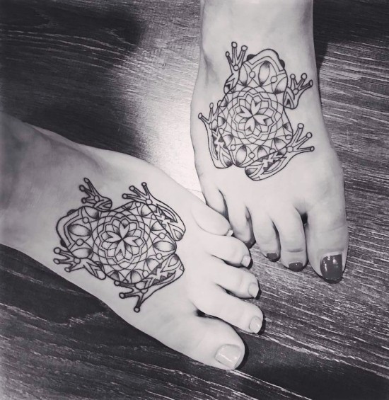 170 kreative Geschwister Tattoo Ideen und Inspirationen mandala frösche schwester bein