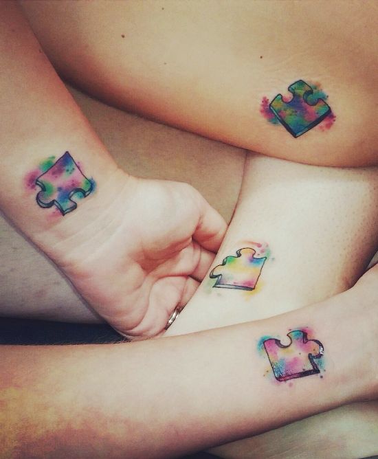 170 kreative Geschwister Tattoo Ideen und Inspirationen puzzle stücke bunt wasserfarben