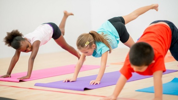 Kinderyoga Übungen Yogaübungen für Kinder