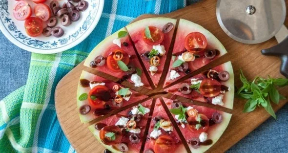 Wassermelone gesund Wassermelone Pizza Sommer Imbiss Ideen Fingerfood