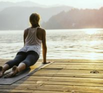 Yoga Sonnengruß: 11 Fakten über Surya Namaskar, die jeder Anfänger wissen soll