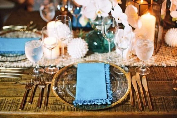 Blaue Serviette - tolle Hochzeitsdeko