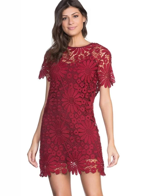 Damenkleider tolles rotes Kleid