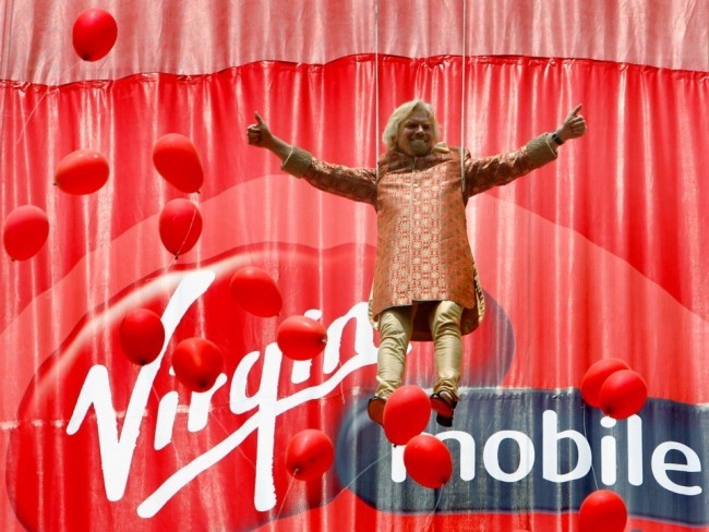 Richard Branson extravaganter Milliardär erfolgreicher Unternehmer Virgin-Group Gründer 360 Firmen Mibilfunknetz