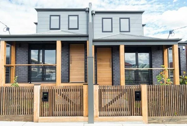 Zweifamilienhaus kaufen Vorteile Nachteile Doppelhaus modern nachhaltig